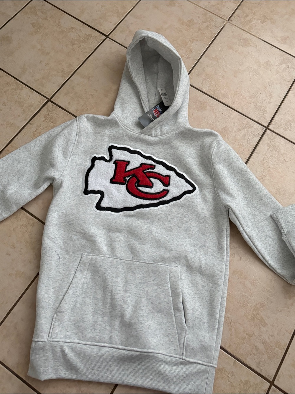 NFL KC KANSAS Gray and Black Pullover Hoodie with Team Patch